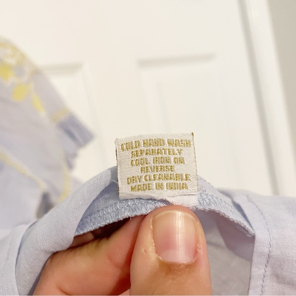 Rose and Rose Cross Stitch Embroidery Blue Top Size Small Short Sleeve Sequins - Picture 7 of 10